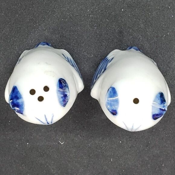 Porcelain Vintage Blue White Owl Salt and Pepper Shaker Set with Tray - Picture 10 of 11